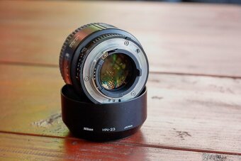 Nikon AF 85 mm f1.8 D - 3