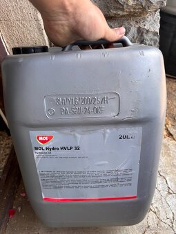 Hydraulický olej , nový ‼️ , HM46 , HVLP 32, olej - 3