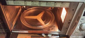 mikrovlnka whirlpool vip20 - 3