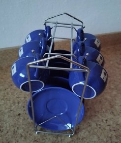 NOVÁ kávová sada: 6 keramických šálků s podšálky a stojanem - 3