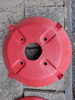 Prodám závaží do kol Zetor - 3