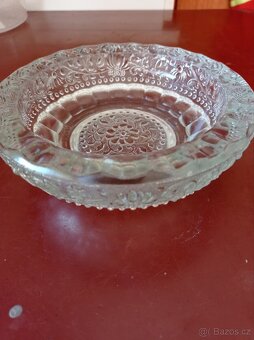 Skleněný popelník - 3