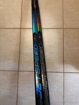 Hokejka CCM JETSPEED FT7 Pro, levá, P28, Flex 75 - 3