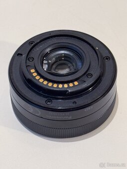 Panasonic 12-32mm f 3.5-5.6 - 3