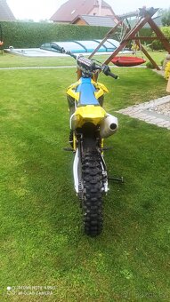 Suzuki RMZ 250 - 3