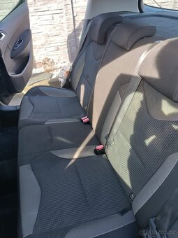 Peugeot 308 2008 - 3