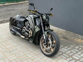 HARLEY DAVIDSON V-ROD MUSCLE CUSTOM - 3