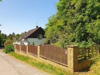 Prodej rodinného domu 7+kk, 206 m2, Sluštice, Praha - východ - 3