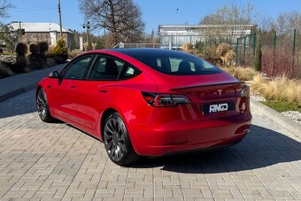 Tesla Model 3 Performance - 3