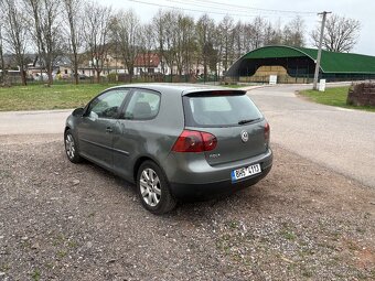 VW Golf 5 1.9 tdi - 3