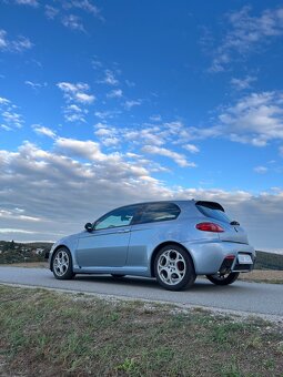 Alfa Romeo 147 GTA - 3