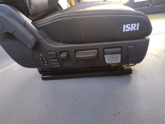 Sedadlo řidiče ISRI, nové - 3