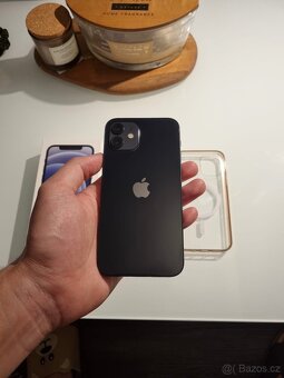 Iphone 12 - 3