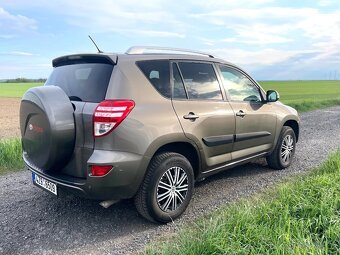 Toyota RAV4, 2.2 2AD 110kW 4x4 - 3