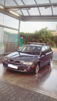 Volvo v40 - 3