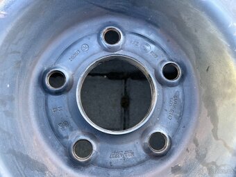 4x plechové kola 5x114 R15, letní pneu - 3