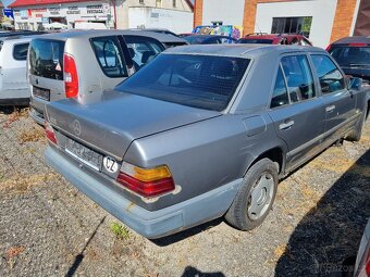 MERCEDES W124 2.0i - 3