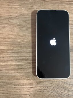 iPhone 13 - 128GB, bílý, 100% baterie - 3