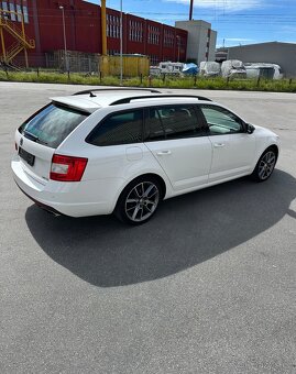 Škoda Octavia 3 RS 2.0tsi - 3