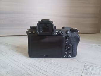 Nikon Z6 II + bateriový grip Nikon MB-N11 - 3