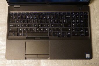 HP Latitude 5500 - 3