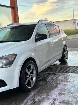 kia ceed 2011 1.6 crdi - 3