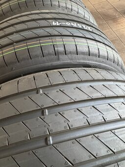 nové letní pneu 225/40-19 Goodyear F1 Asymmetric 6 - 3