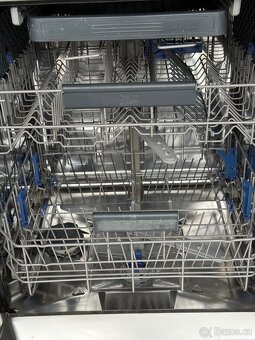 Vestavná myčka nádobí Beko DIN 28320 - 3