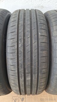 4ks letní pneu Goodyear 205/55 R17 7-7+mm - 3