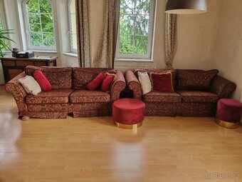 DARUJEME ZA ODVOZ – Dva stylové gauče s příběhem - 3
