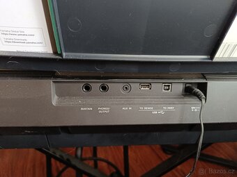 Digitální Klávesy YAMAHA E463 - 3