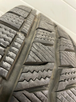 Hankook Winter I´Cept 215/70 R15C 2Ks zimní pneumatiky - 3
