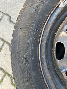 Prodám zimní pneumatiky s disky – 175/65 R14 - 3