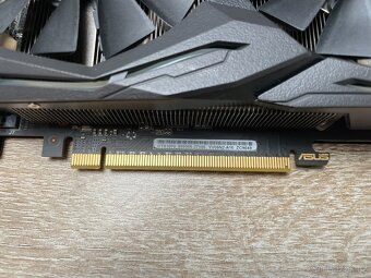 ASUS ROG STRIX GAMING GeForce GTX 1070 DirectCU III 8GB - 3