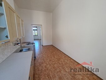 Pronájem bytu 1+1, 45m2, Opava, ul. Nádražní okruh - 3