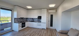 Prodej bytu 2+kk 60 m², Klapálkova, Praha 10. - 3