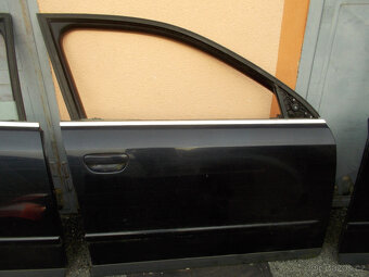 Dveře, nárazník, světla Audi A4 B6 Avant - 3