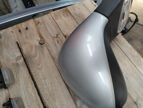 Zrcátka a další díly... Peugeot 207 - 3