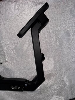 CZC.Office Curve Three (17"-27") - 3