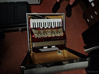 Akordeon Delicia V 96 basů - 3