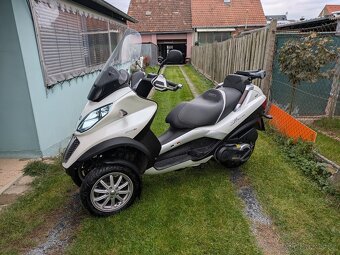 Piaggio MP3 - 3