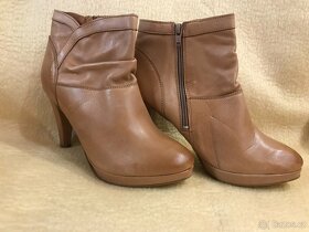 Dámské kožené kotníkové boty Taupage vel. 41 - 3