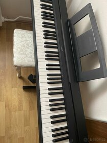 Digitalní elektricke piano - 3
