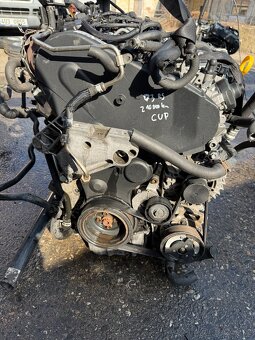 Motor + prevodovka CUP Skoda Octavia VRS 3 135 Kw - 3