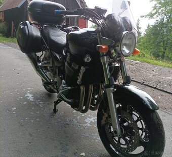Suzuki GSX 1400 - 3