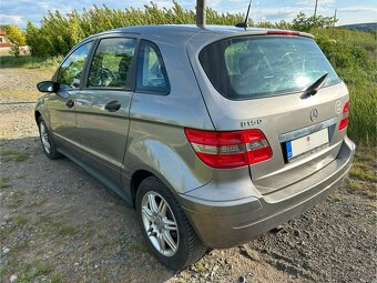 Mercedes Benz B150 - 3