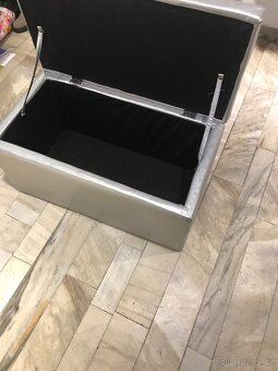 Taburet s uloženým prostorem - 3