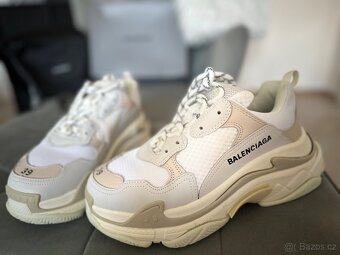 Balenciaga Triple S - 3