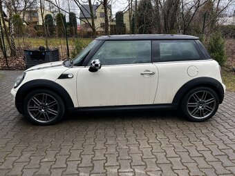 Mini Cooper D R56 - 3