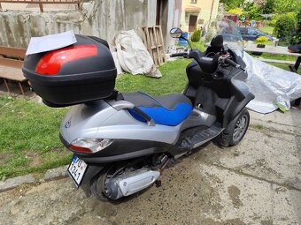 Piaggio mp3 250 stačí řidičský B - 3